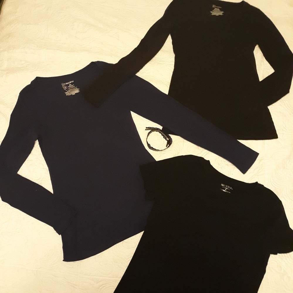 Lot of 3 black and blue shirts